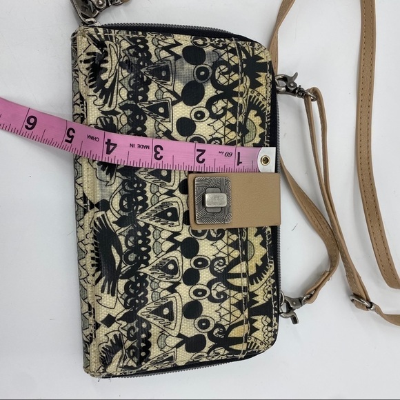 Sakroots smart phone wallet clutch crossbody - Picture 7 of 8